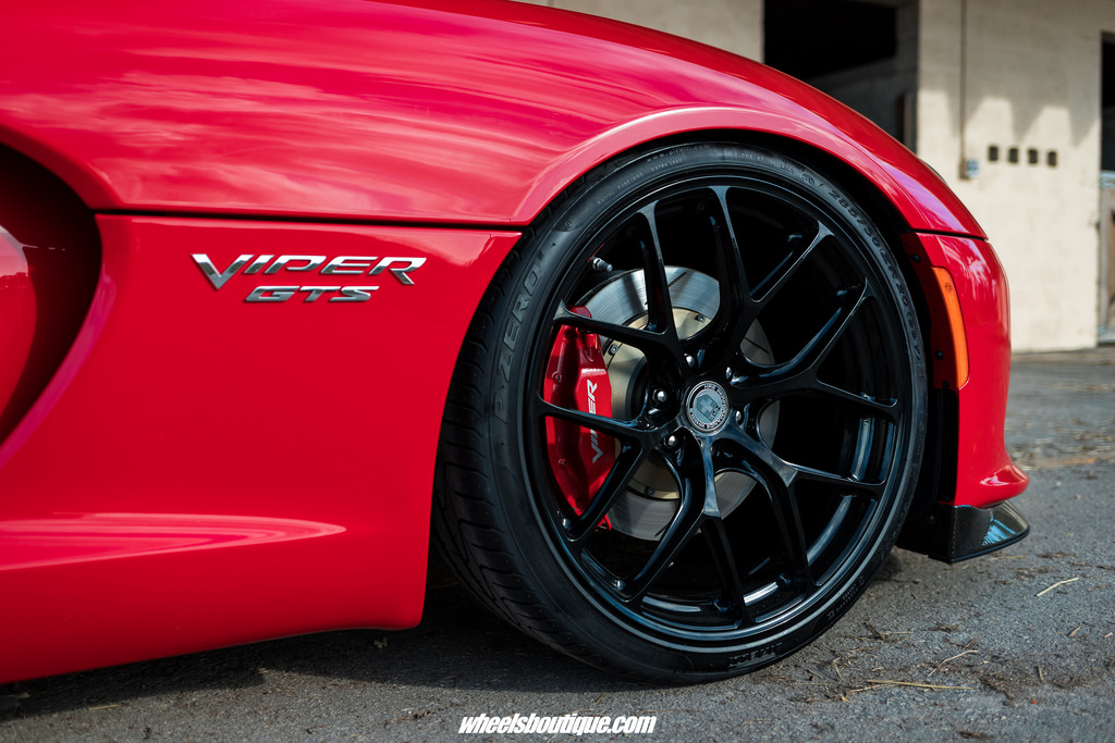 HRE Wheels | Dodge Viper GTS with our latest R101 Lightweight offering