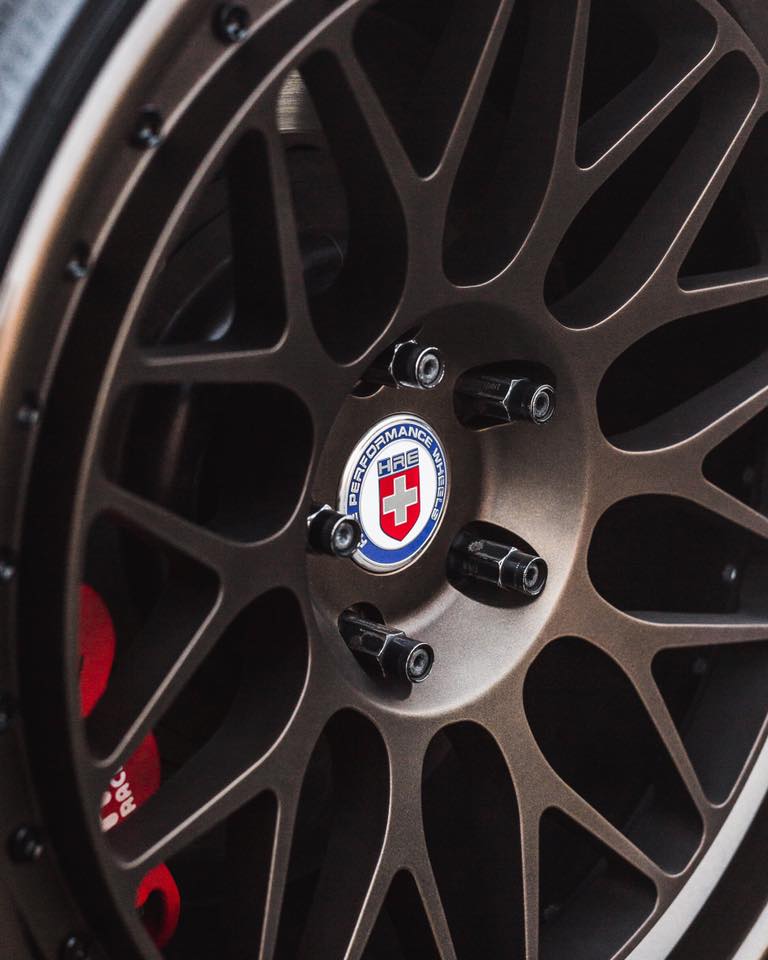 HRE-CLASSIC-300-FORGED-MESH-CONCAVE-WHEELS.jpg