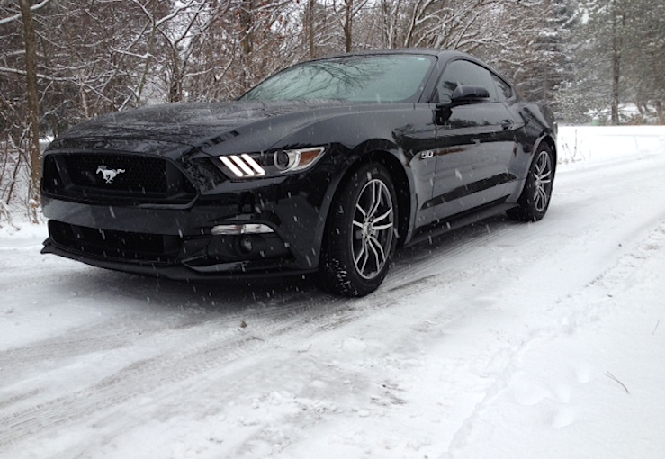 Driving ford mustang in snow #3